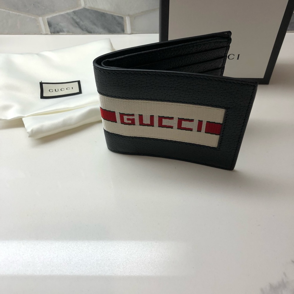 GUCCI wallet